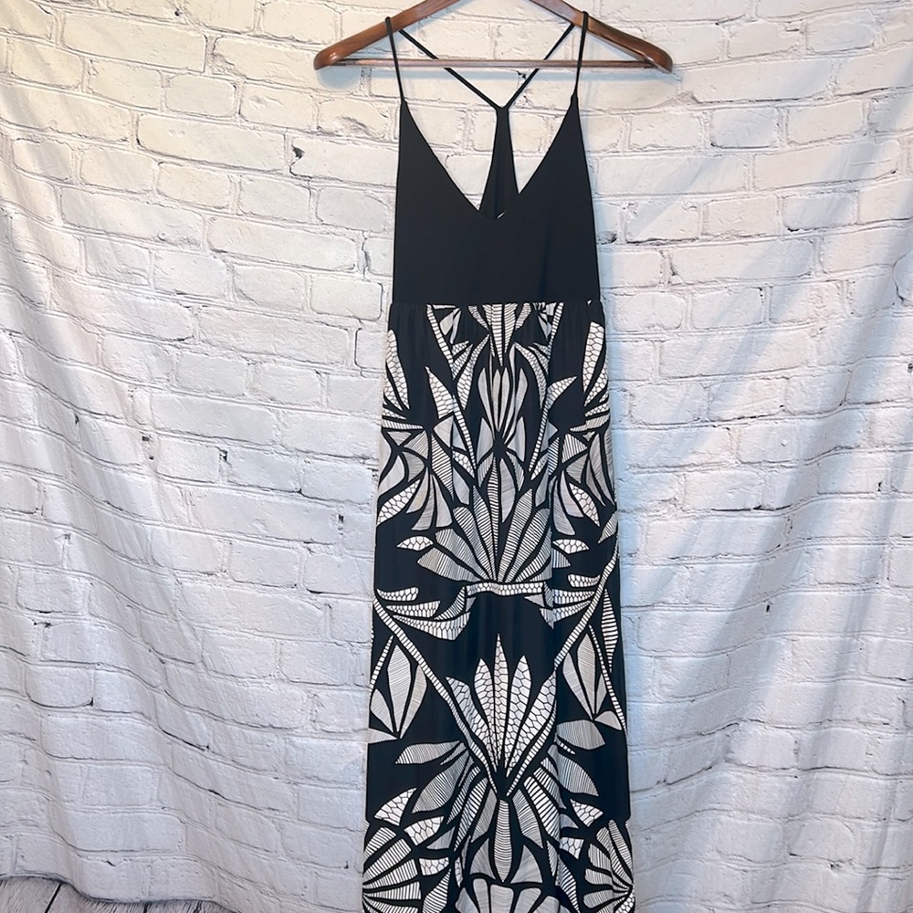 Alice & Trixie Black White Silk Spaghetti Strap Maxi Dress Size Large